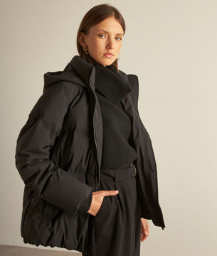 Picture of MINA SHORT BLACK PADDED COAT
